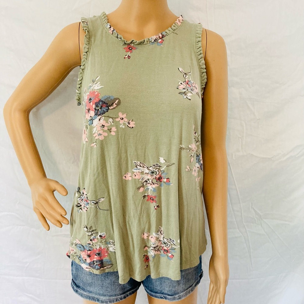 NWOT Floral tank top